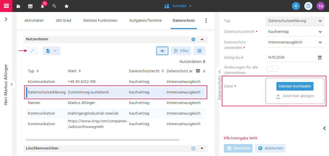 Datenschutz-Tab eines Kontakt-Datensatzes in ADITO xRM mit hervorgehobenem Upload-Bereich zum Hochladen einer unterschriebenen Datenschutzerklärung